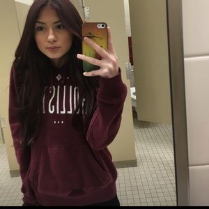 Maroon Hollister hoodie
